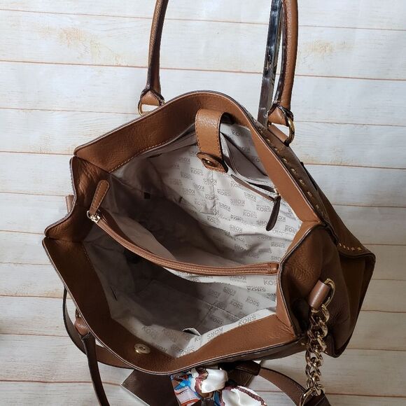 Michael Kors Leather Satchel Crossbody Handbag Pebbled Gold Tone Chain Hardware - Picture 8 of 16